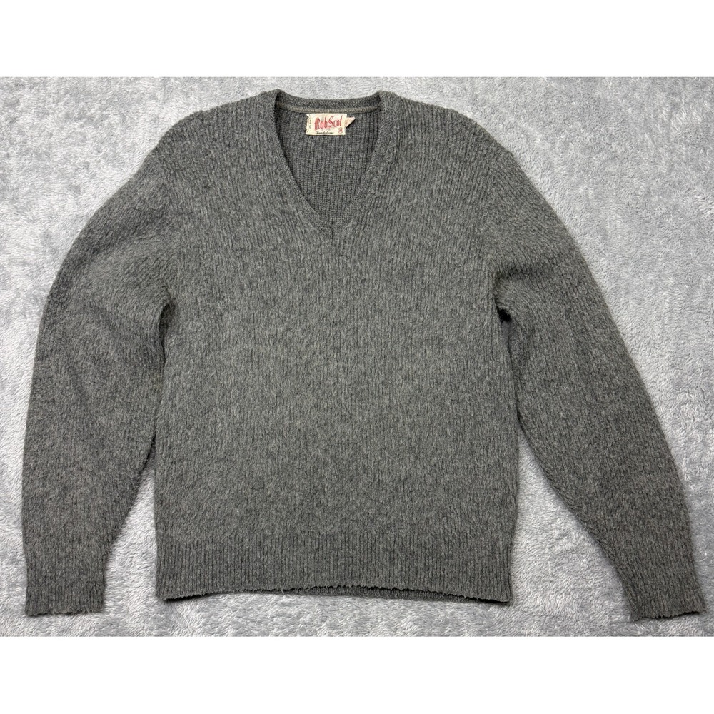 Vintage 1960s Rob Scot Lambs Wool Orlon Mohair Sweater Size Medium Gray V Neck